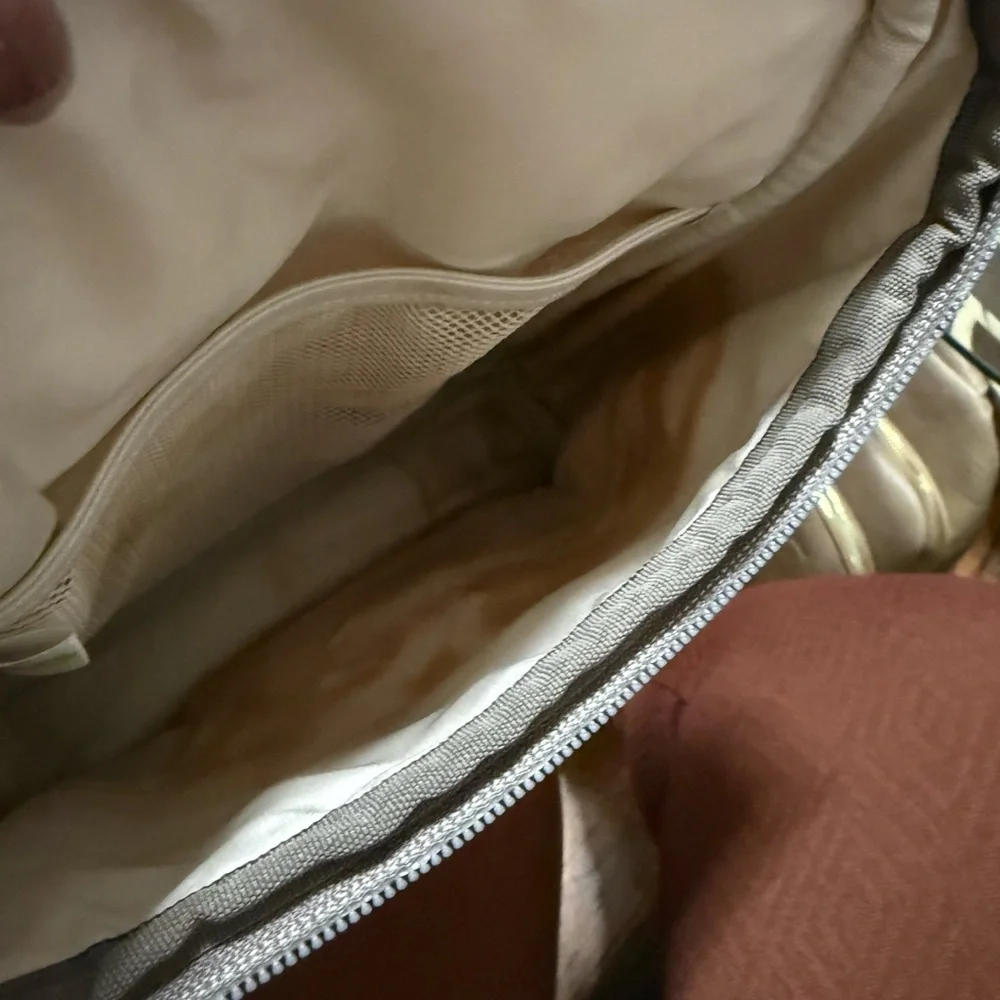 Itzy Ritzy Cream and Brown Toiletry Bag